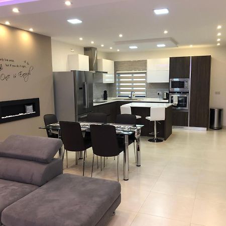 Relax Zabbar Apartment Ngoại thất bức ảnh