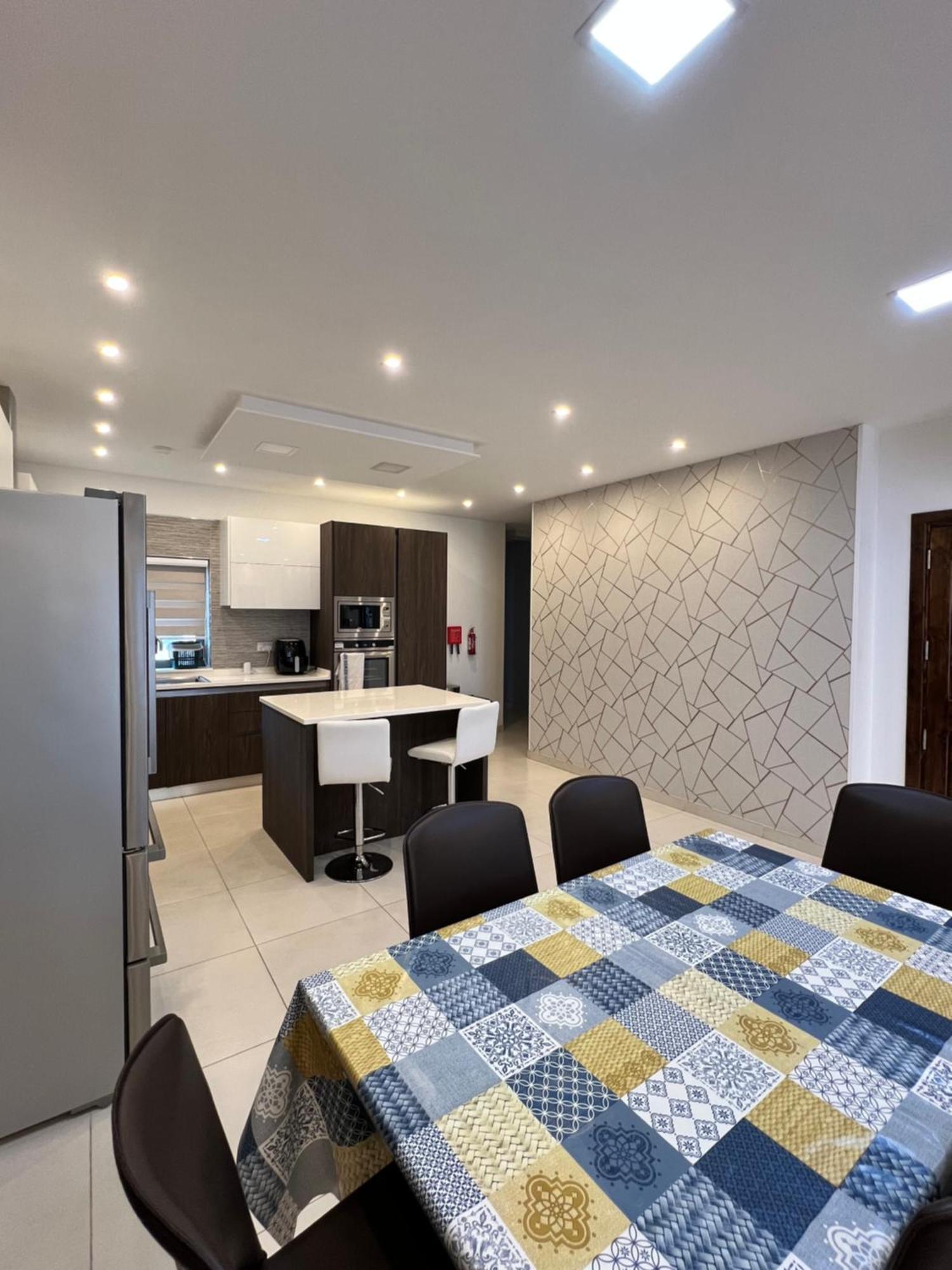 Relax Zabbar Apartment Ngoại thất bức ảnh
